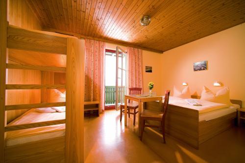 Hotel Jufa St. Martin Sankt Martin am Tennengebirge Pokój zdjęcie