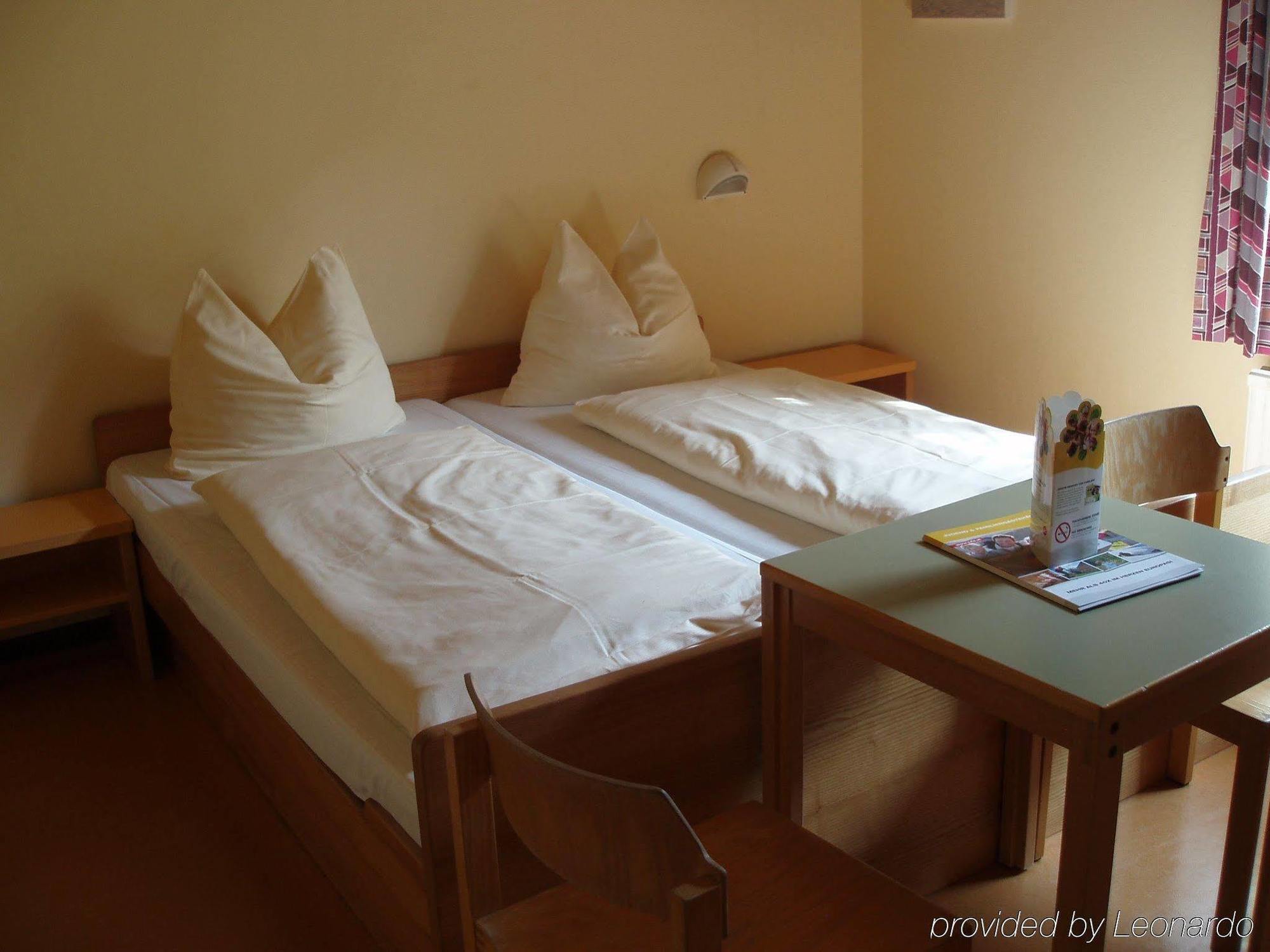 Hotel Jufa St. Martin Sankt Martin am Tennengebirge Pokój zdjęcie