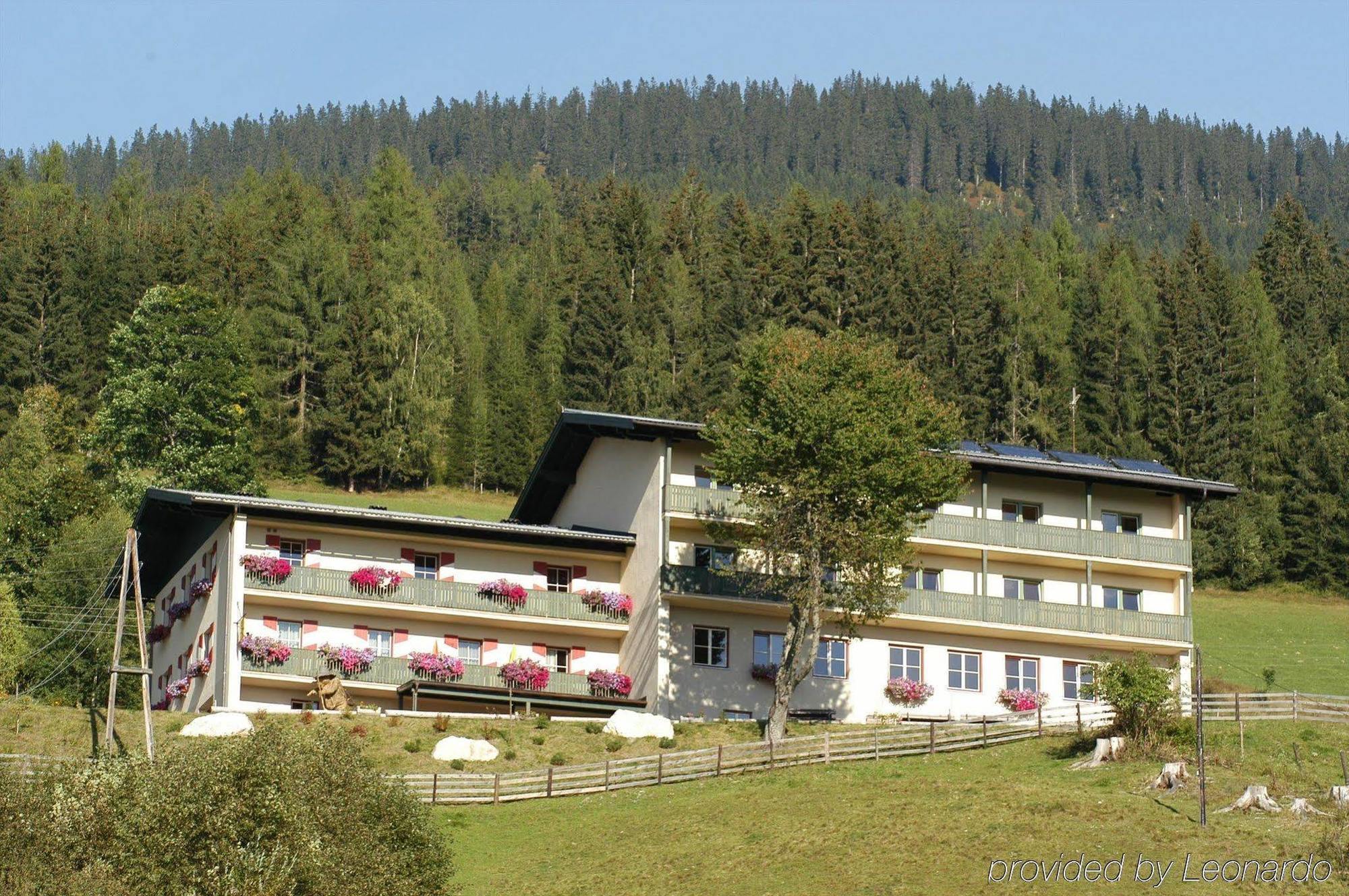 Hotel Jufa St. Martin Sankt Martin am Tennengebirge Zewnętrze zdjęcie